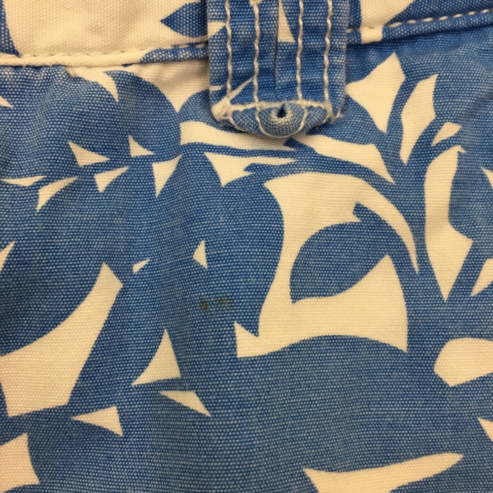Express Shorts - Picture 7 of 7
